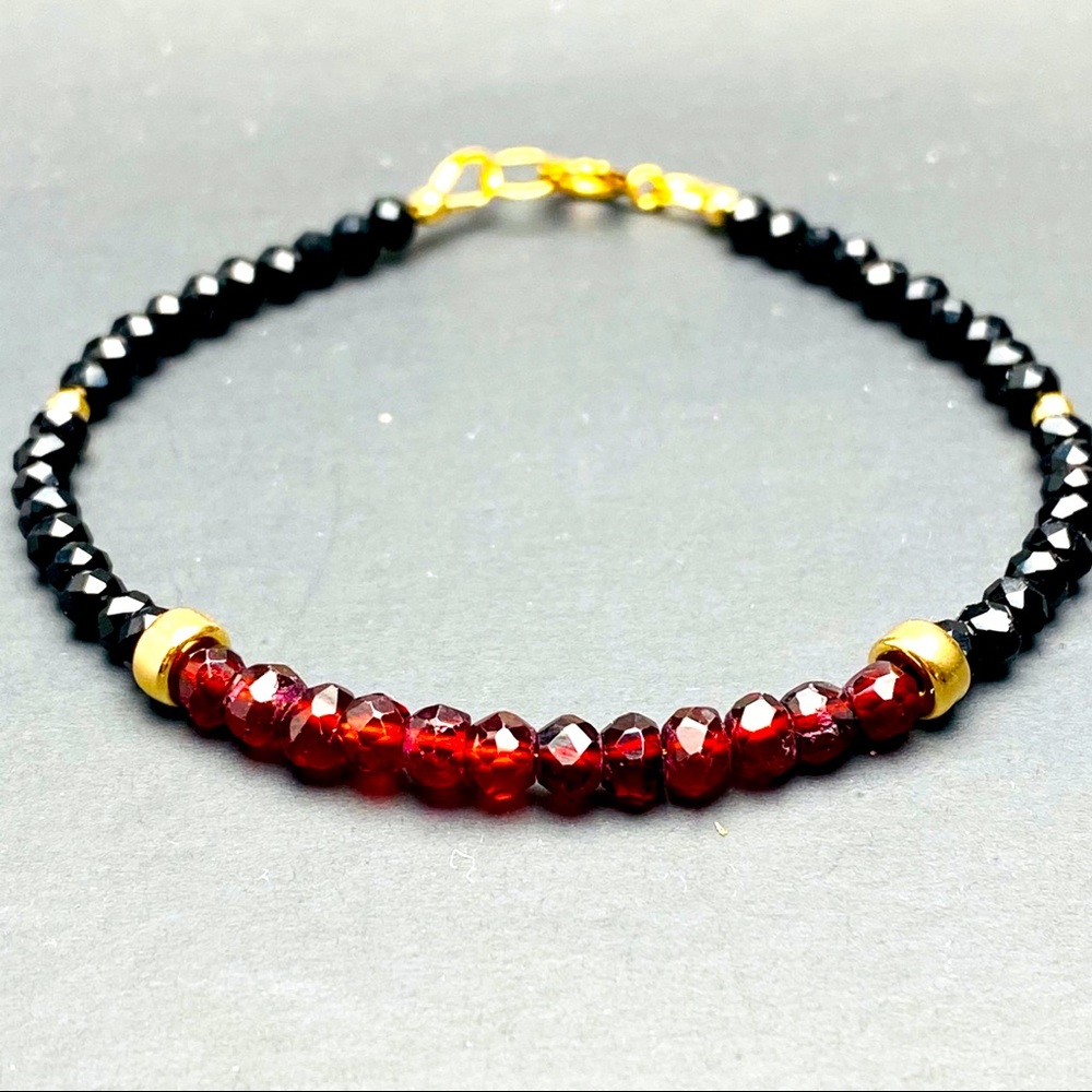 Garnet Bracelet 14k Gold beaded bracelet
